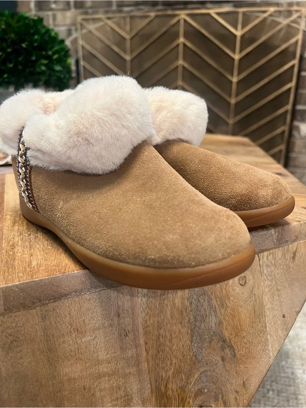 UGG brown Girl boots US 12